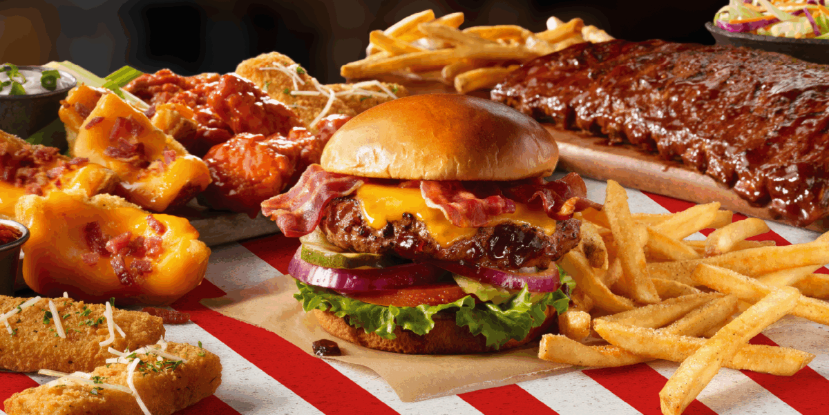 Fridays - 25% de descuento en plato a la carta